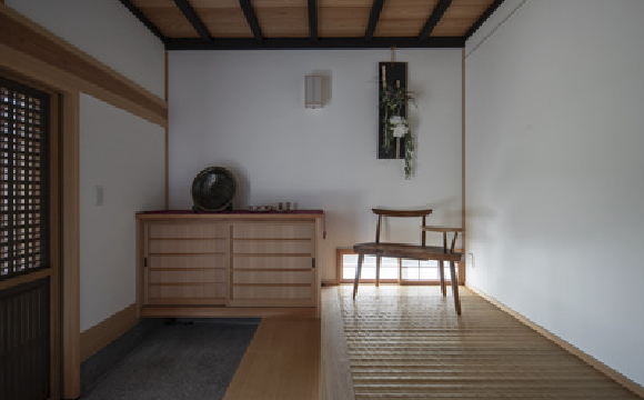 漆喰・自然土・和紙・畳